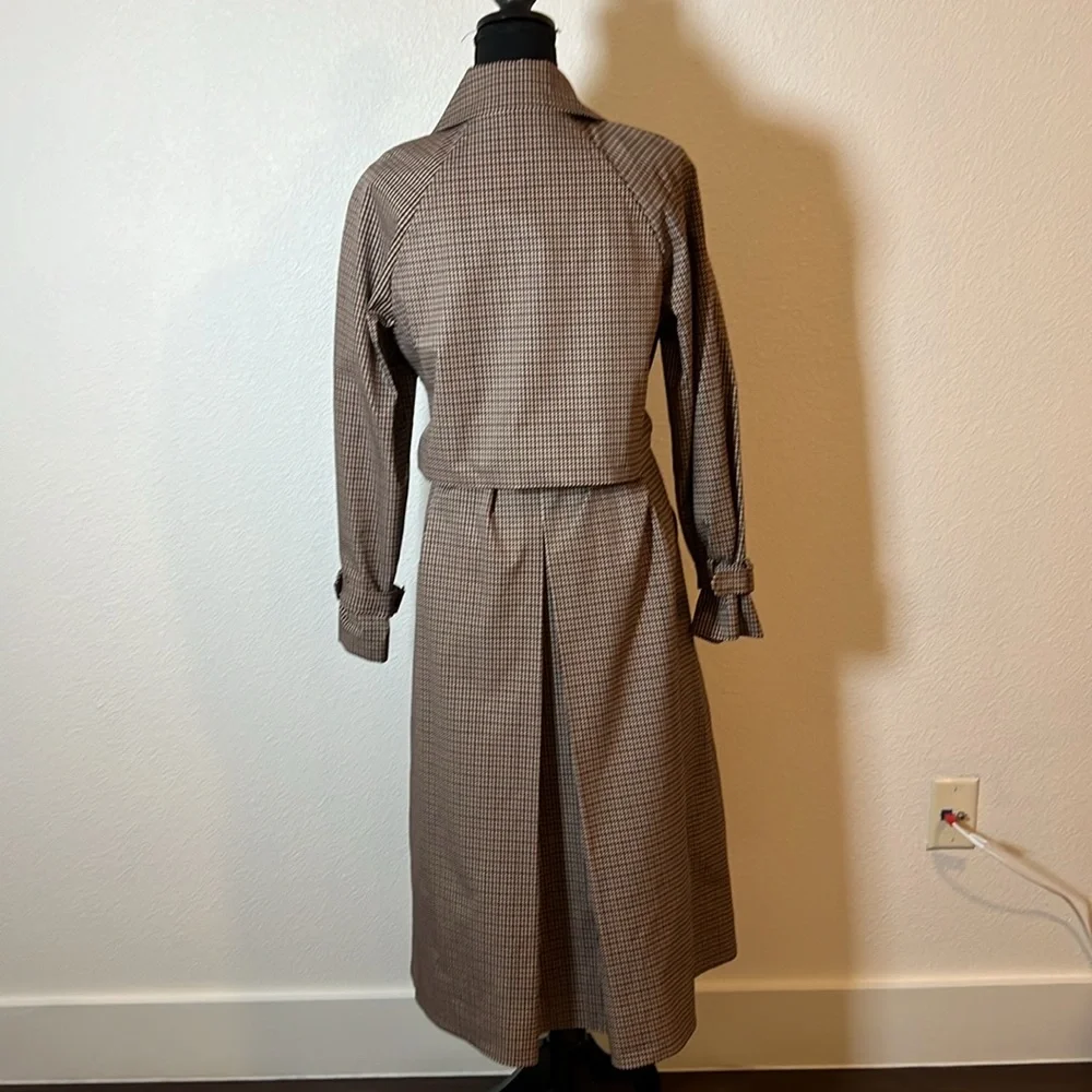 NWT Bernardo Houndstooth Trench Coat with Hidden buttons and belt size Small - Picture 3 of 10